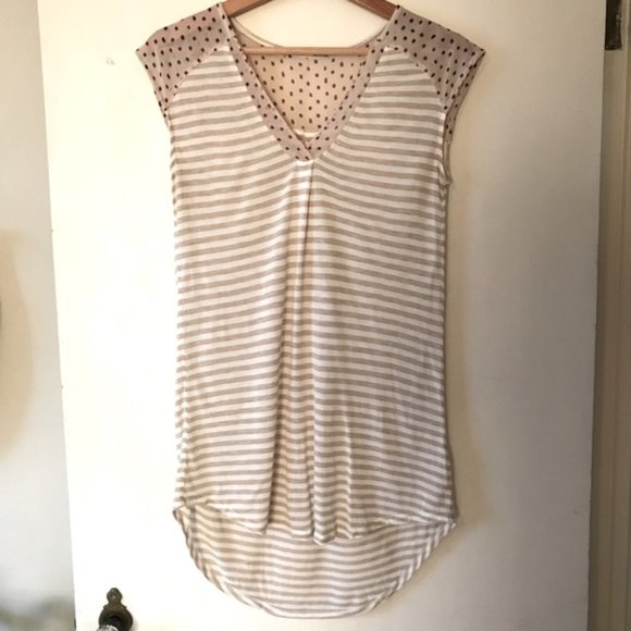 Anthro Little Yellow Button Daystripe Tee, Size XS - Picture 2 of 13